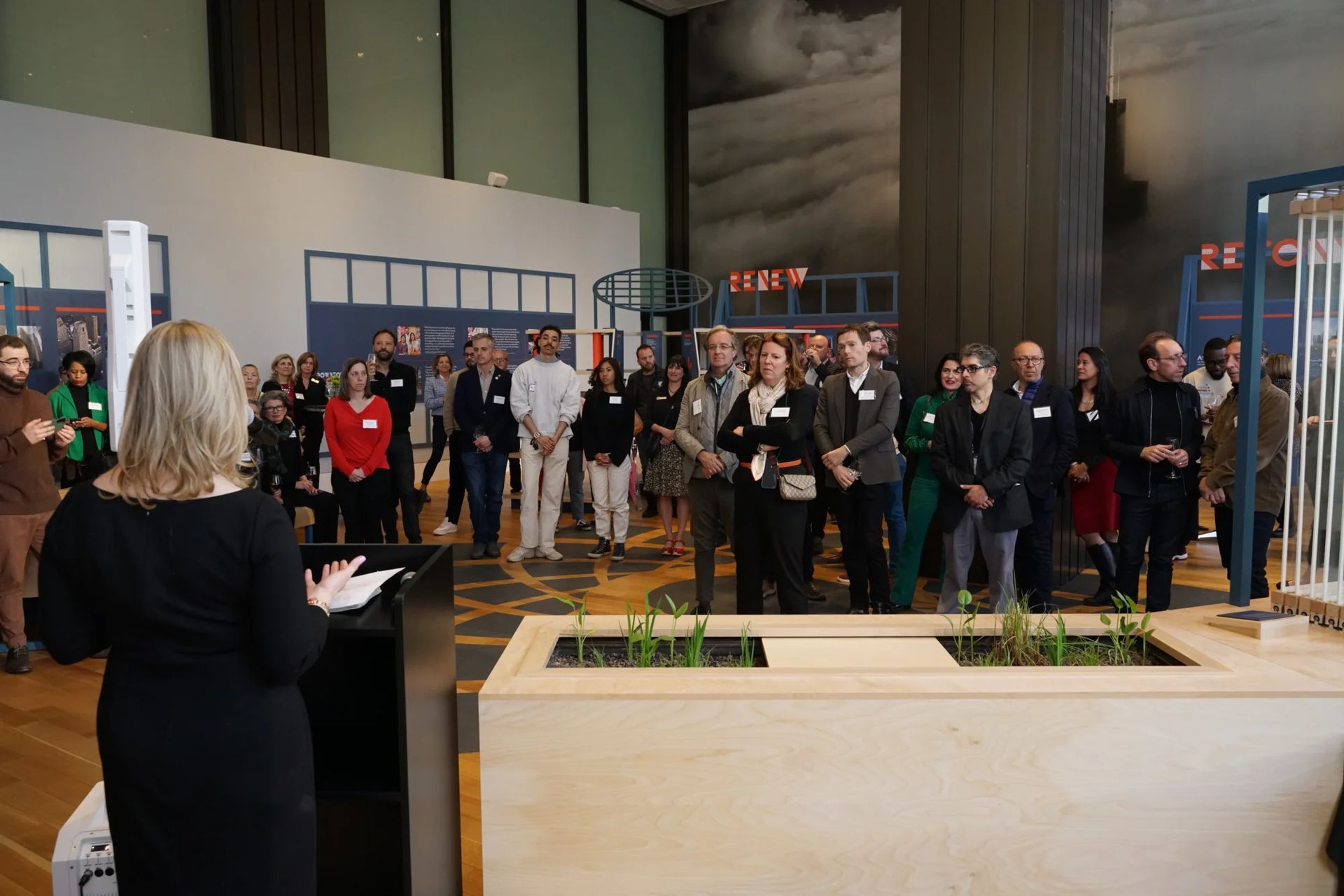 No image description available.