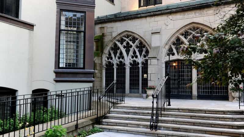 No image description available.